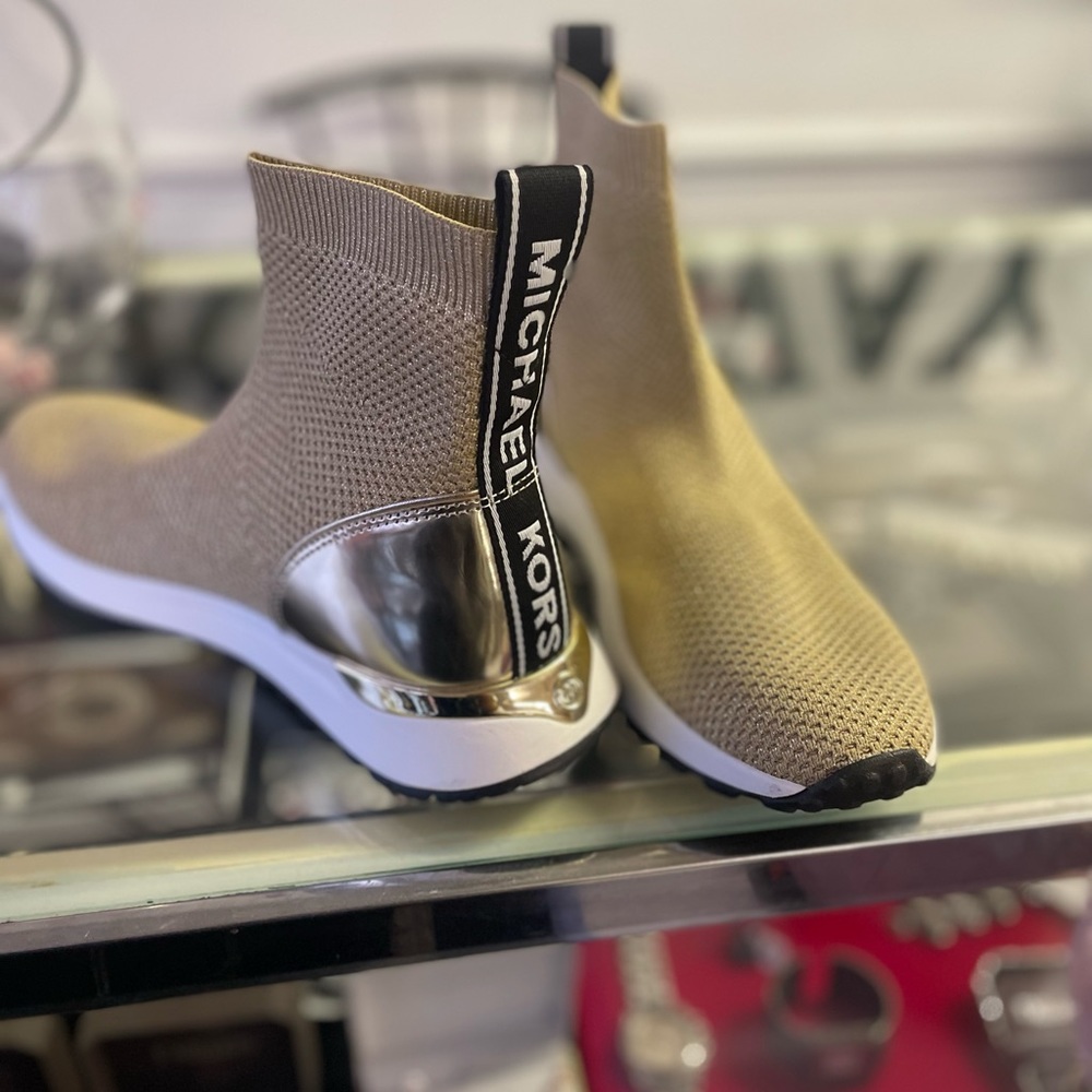 MK slide in sneakers